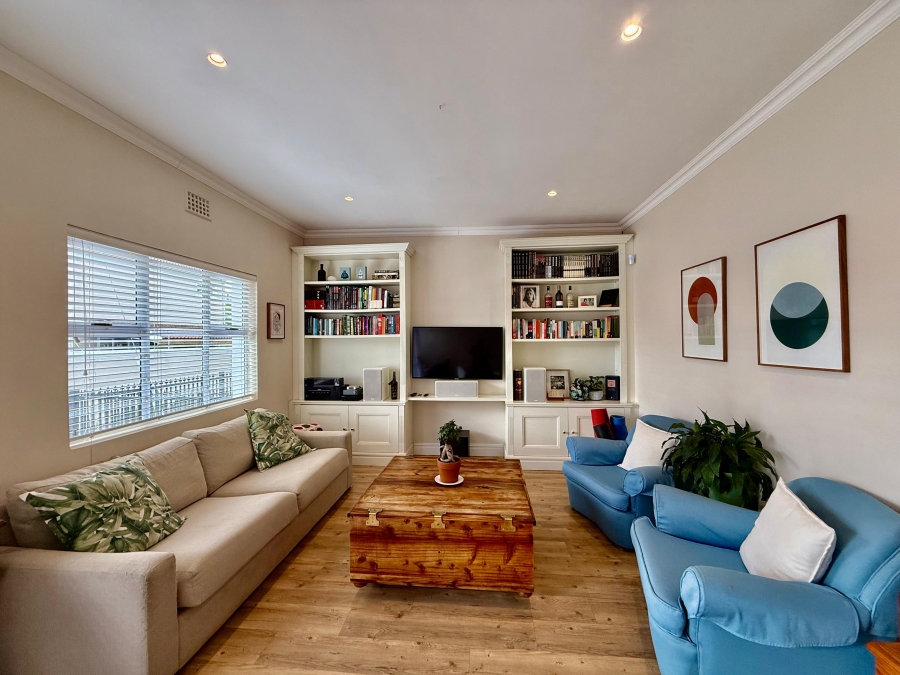 To Let 1 Bedroom Property for Rent in Harfield Village Western Cape